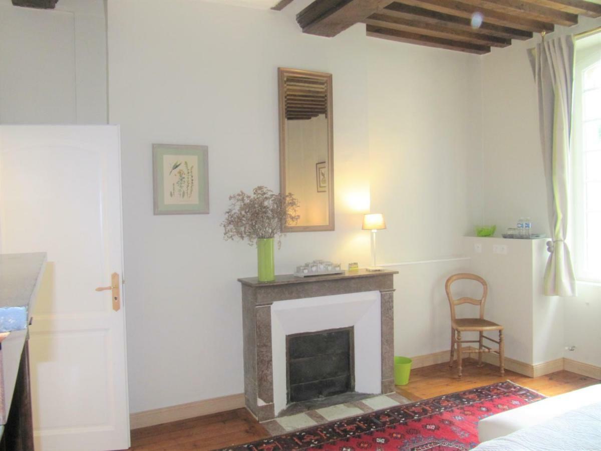 Bed & Breakfast Chateau Les Cedres Bretteville-l'Orgueilleuse Exterior photo