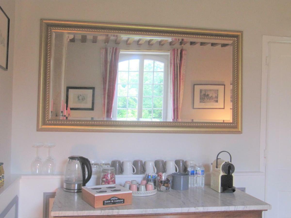 Bed & Breakfast Chateau Les Cedres Bretteville-l'Orgueilleuse Exterior photo