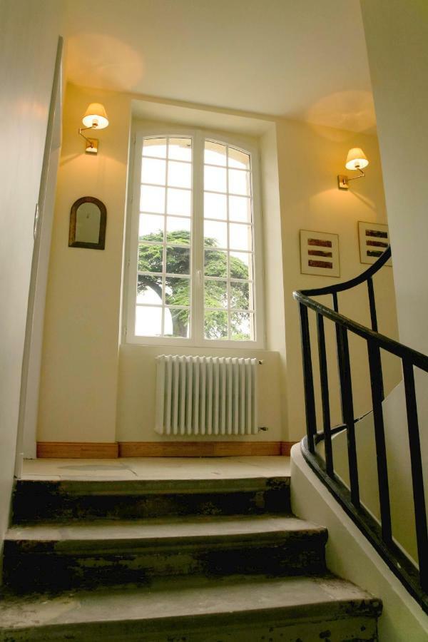 Bed & Breakfast Chateau Les Cedres Bretteville-l'Orgueilleuse Exterior photo